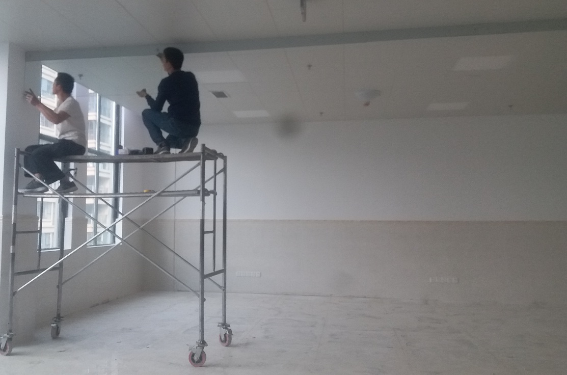 挡烟垂壁施工现场